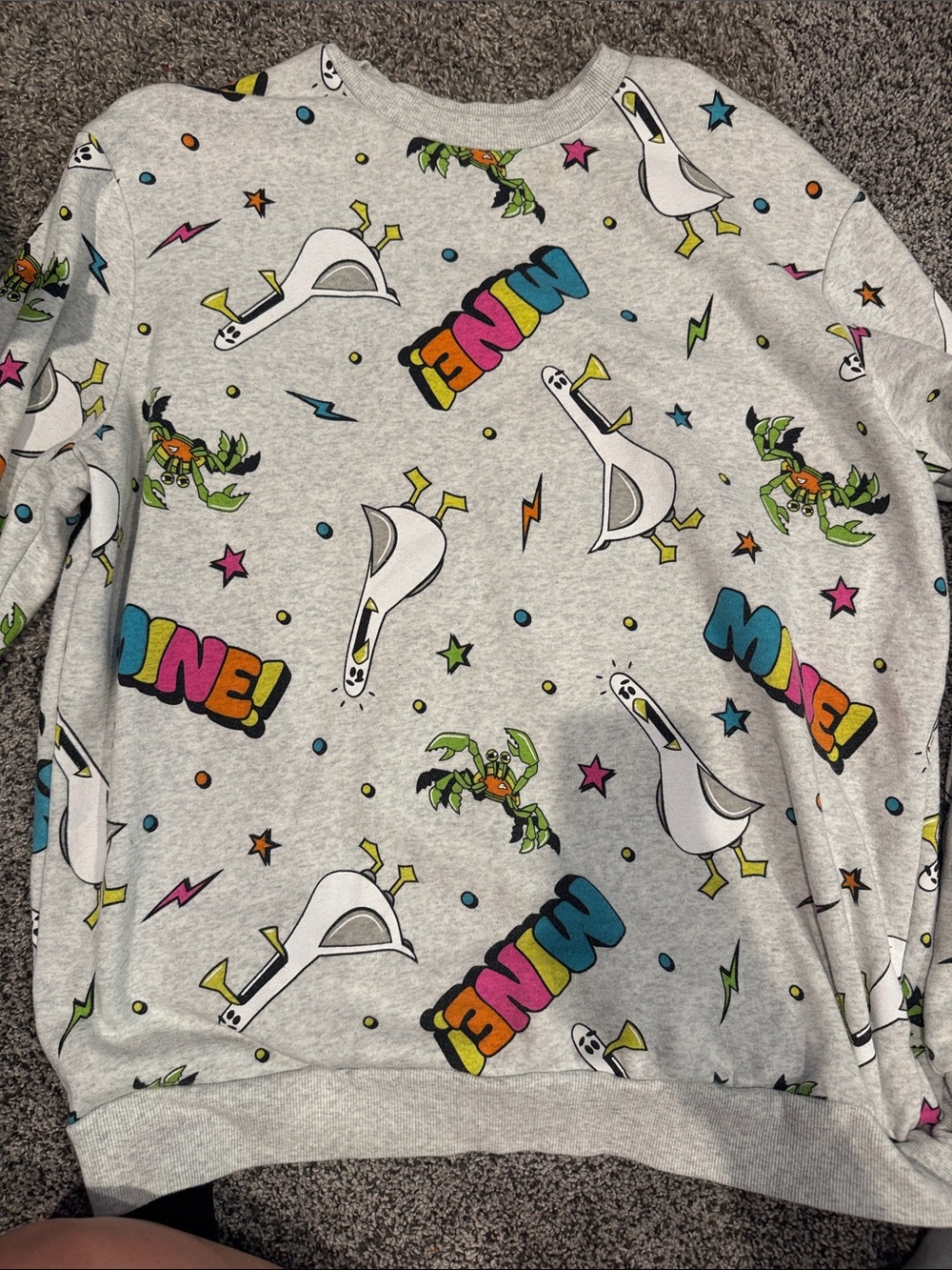 Gray 'Mine!' Cartoon Seagull Graphic Sweatshirt